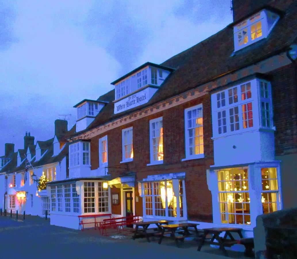 Ye Olde White Harte Hotel Burnham-on-Crouch Buitenkant foto